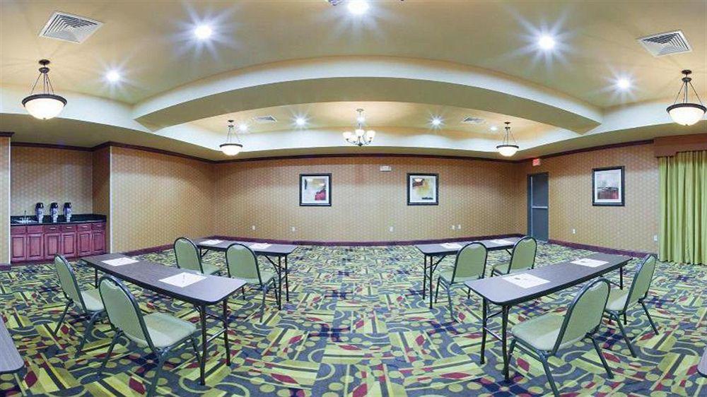 Express And By Ihg Hotel Altus